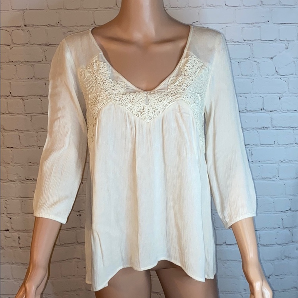 Alya cream colored boho top size small